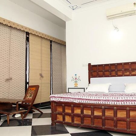 Chittorgarh Fort Haveli Bed & Breakfast Exterior photo