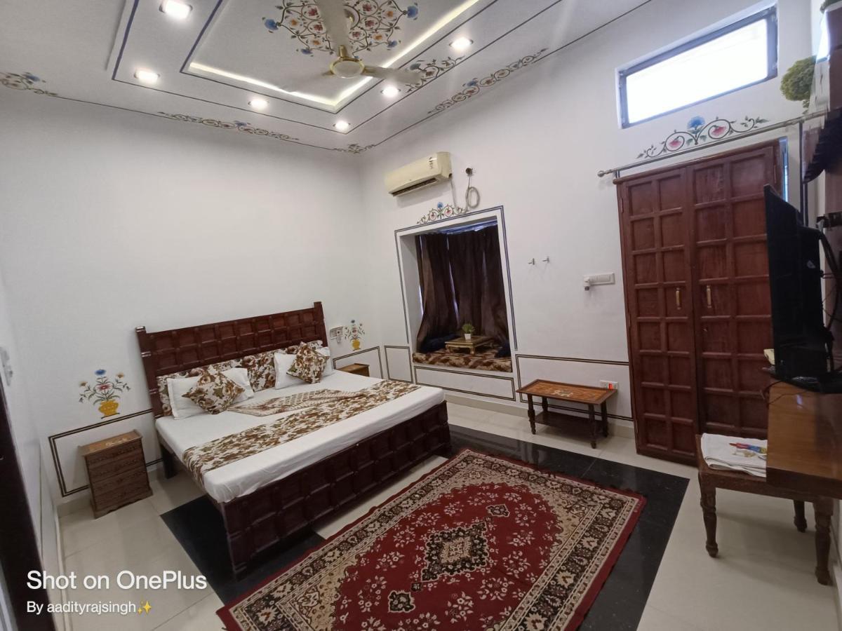 Chittorgarh Fort Haveli Bed & Breakfast Room photo